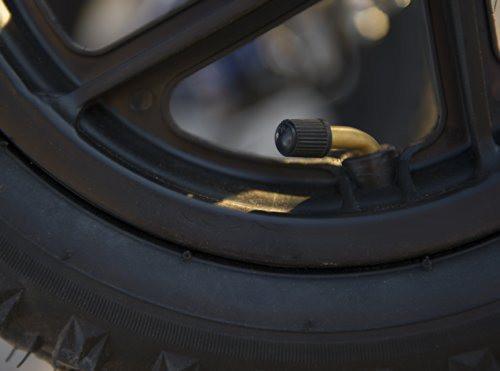 Load image into Gallery viewer, KneeRover® 12 inch Replacement Pneumatic Wheel x4 - KneeRover